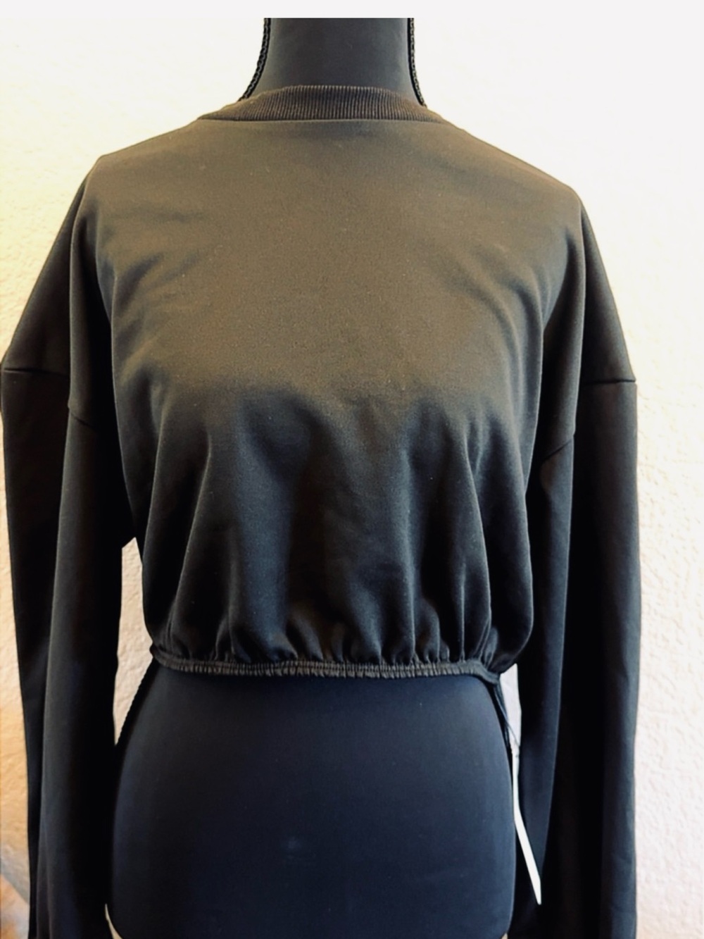 Black Bow-Back Women's Sweater - Picture 11 of 16